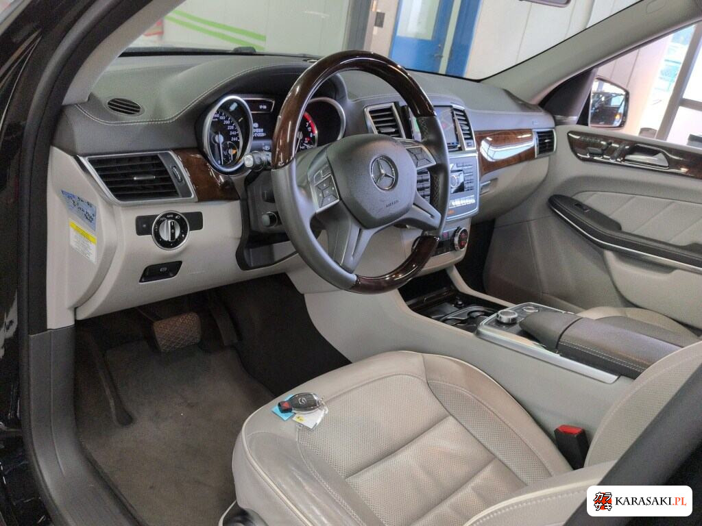 2014 Mercedes-Benz GL-Class 4WD GL550 4MATIC AMG Exclusive Pack 5