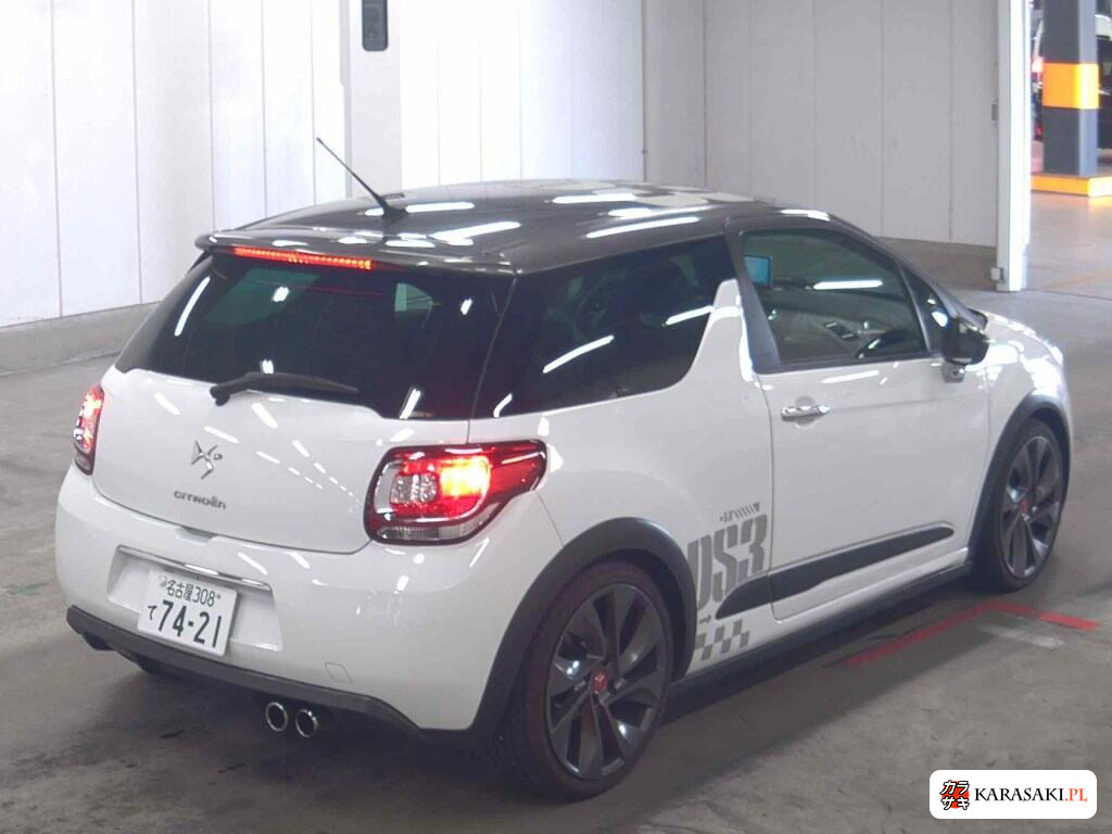 2011 Citroen DS3 4