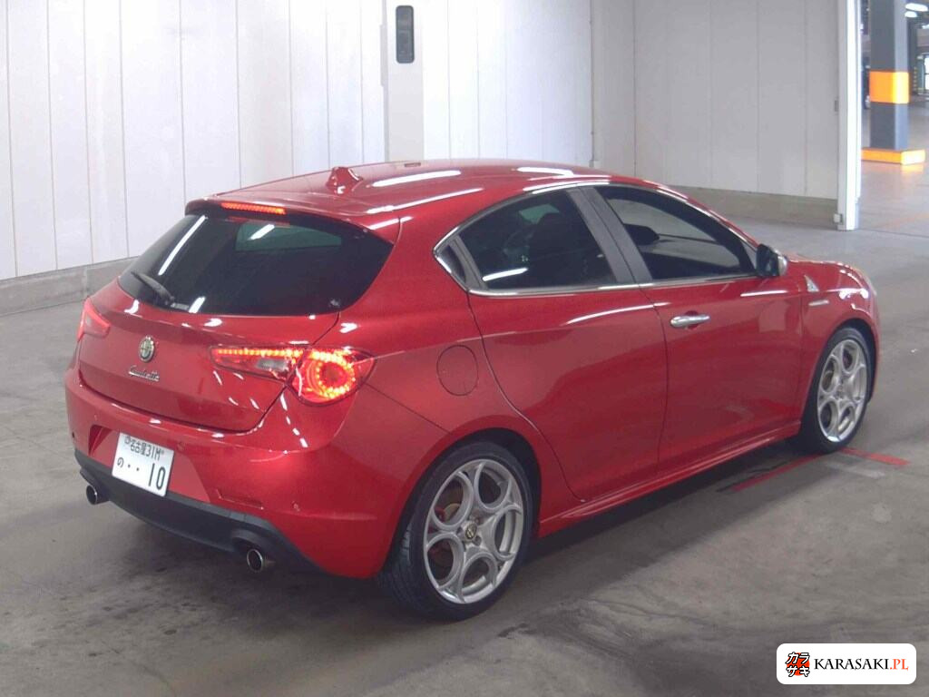 2012 Alfa Romeo Giulietta 5D Quadrifoglio Verde Alfie Stay 4