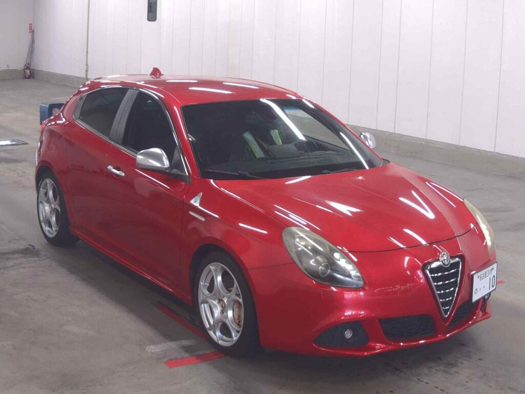 Alfa Romeo Giulietta 2012 z aukcji japońskiej