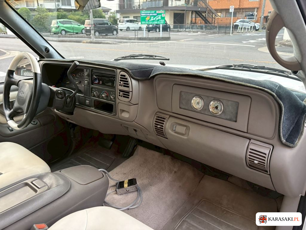 1998 Chevrolet Tahoe Sport Base Grade 15