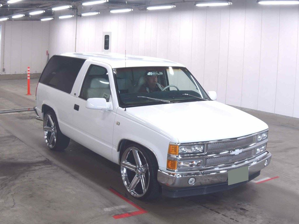 Chevrolet Tahoe Sport 1998 z aukcji japońskiej