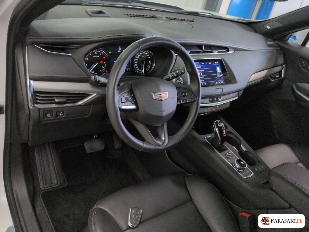 2022 Cadillac XT4 4WD Premium 5