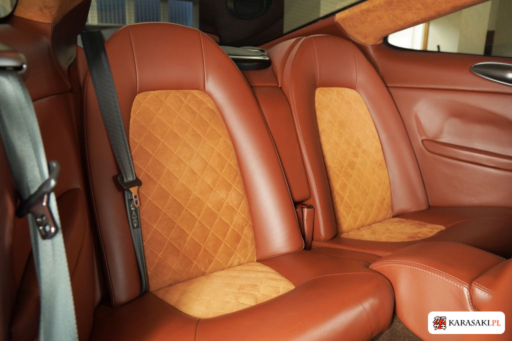 2004 Aston Martin V12 Vanquish Coupe 8
