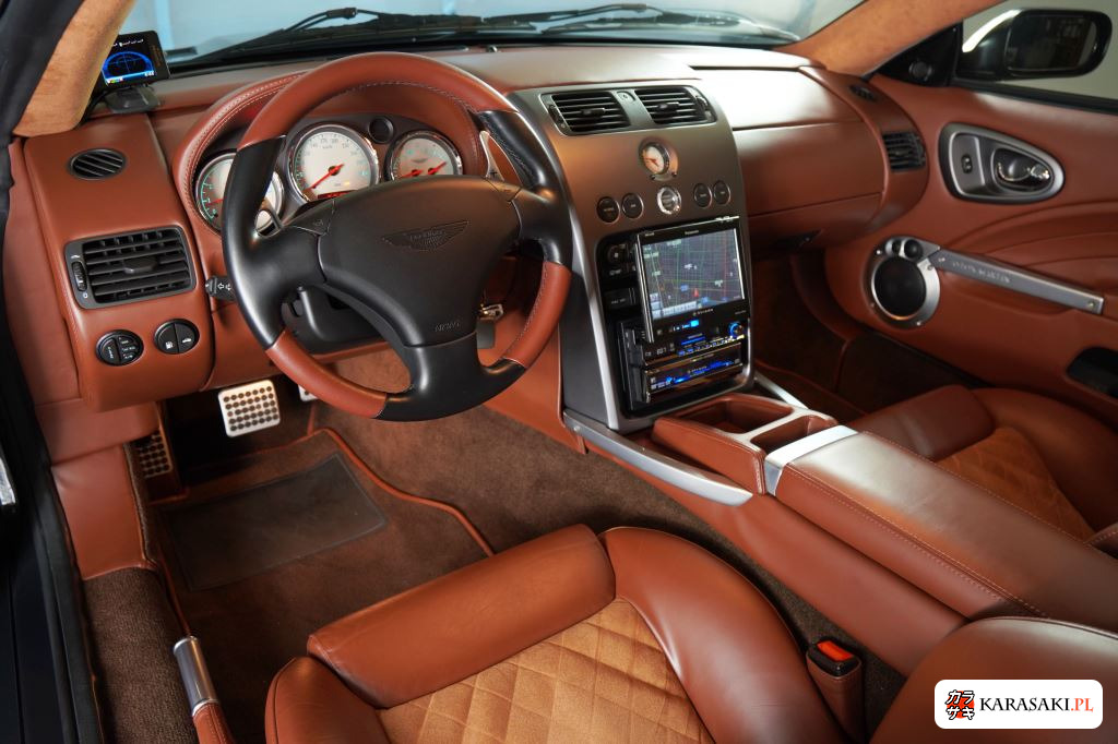 2004 Aston Martin V12 Vanquish Coupe 9