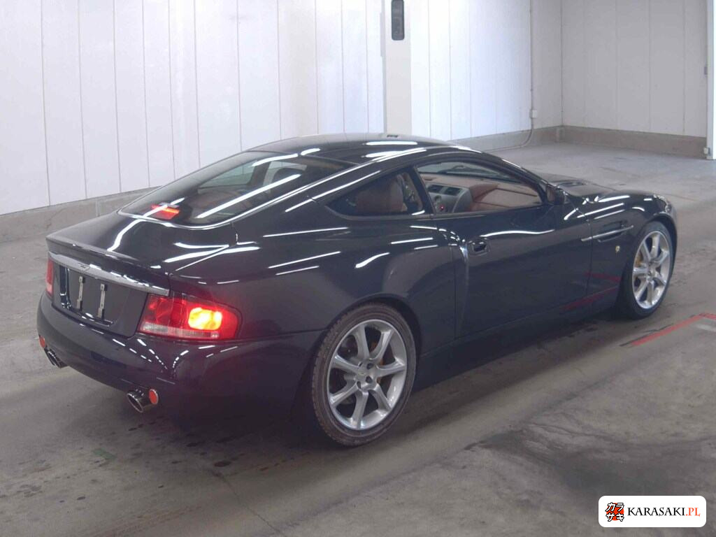 2004 Aston Martin V12 Vanquish Coupe 4