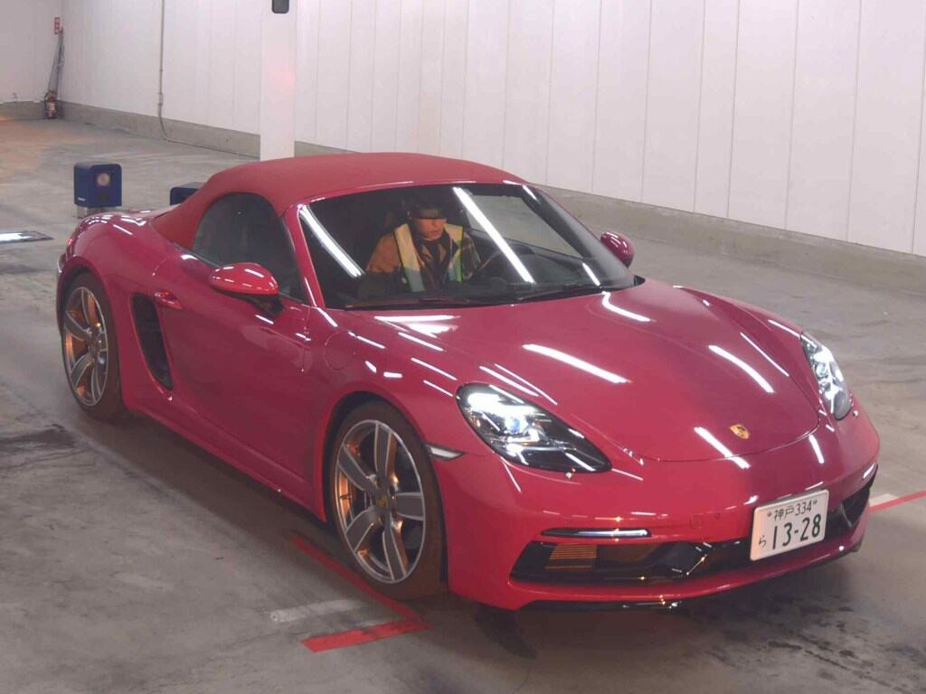 Porsche 718 Boxster 2023 z aukcji japońskiej