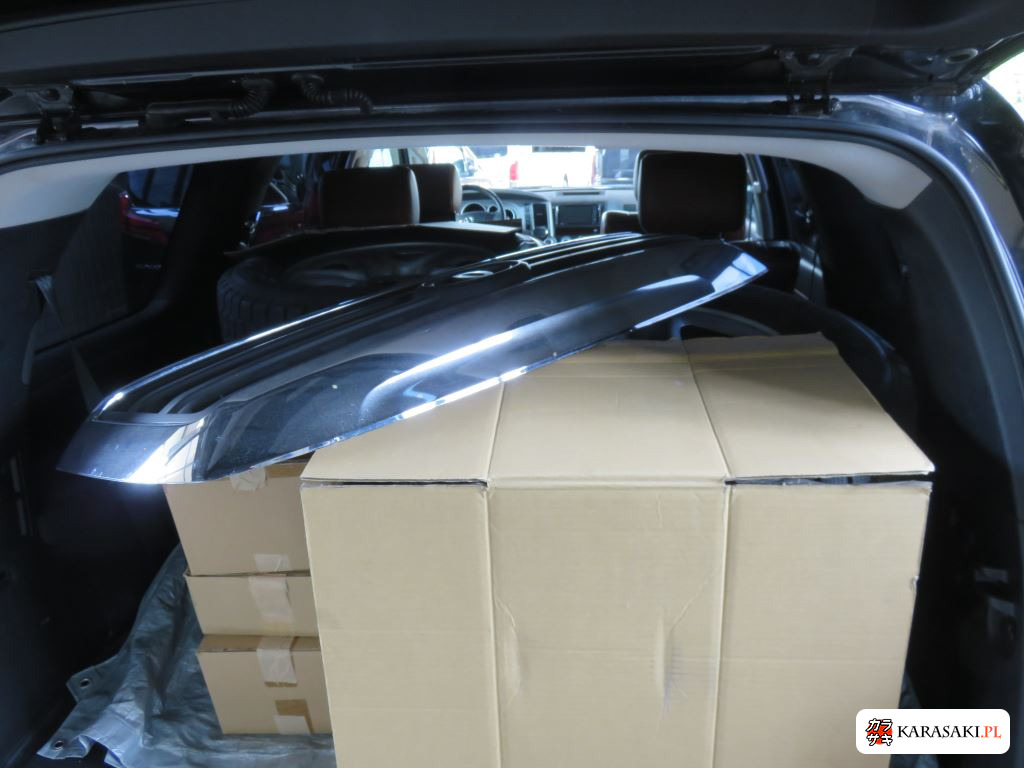 2013 America Toyota Sequoia 5D 4WD SR5 8