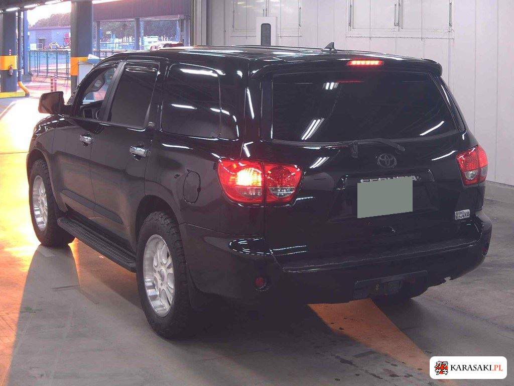 2013 America Toyota Sequoia 5D 4WD SR5 2