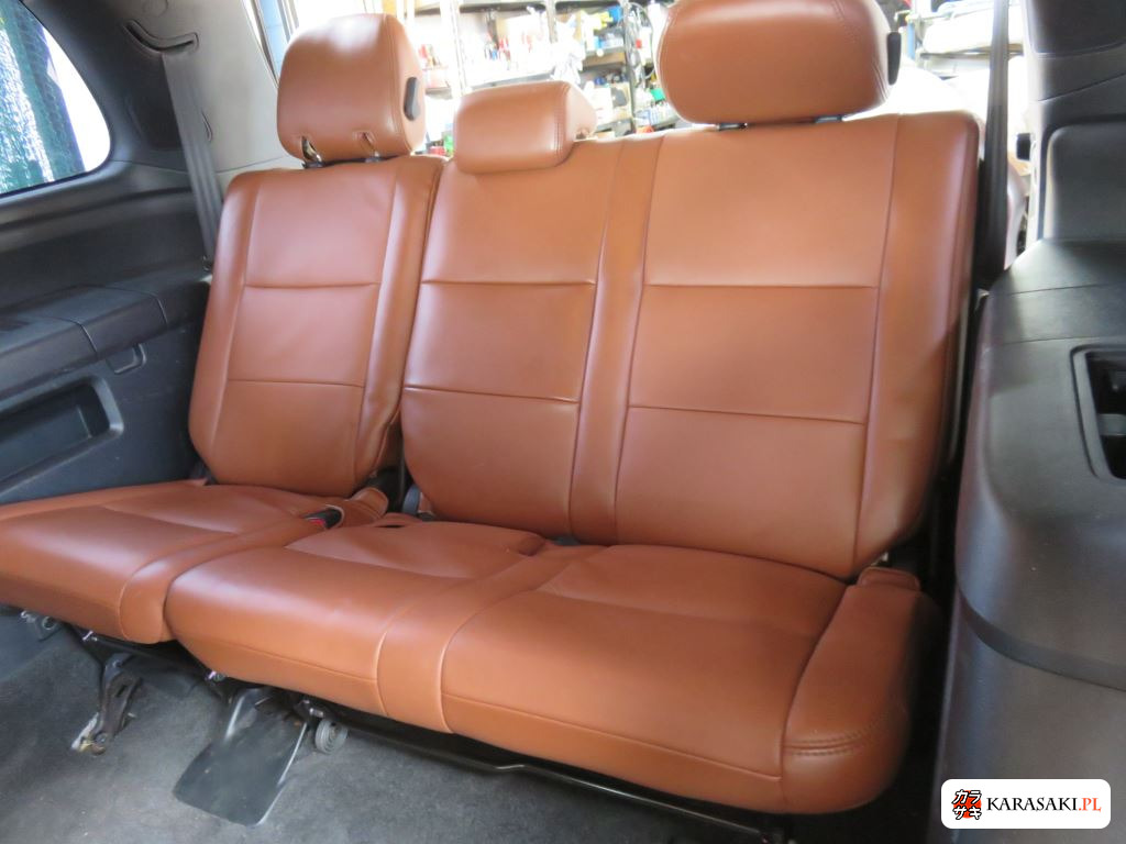 2013 America Toyota Sequoia 5D 4WD SR5 10