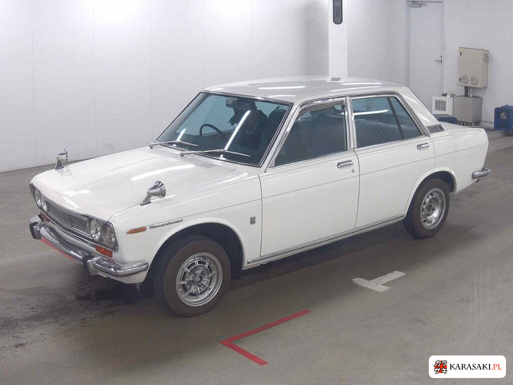 1972 Nissan Datsun Bluebird 4D 3