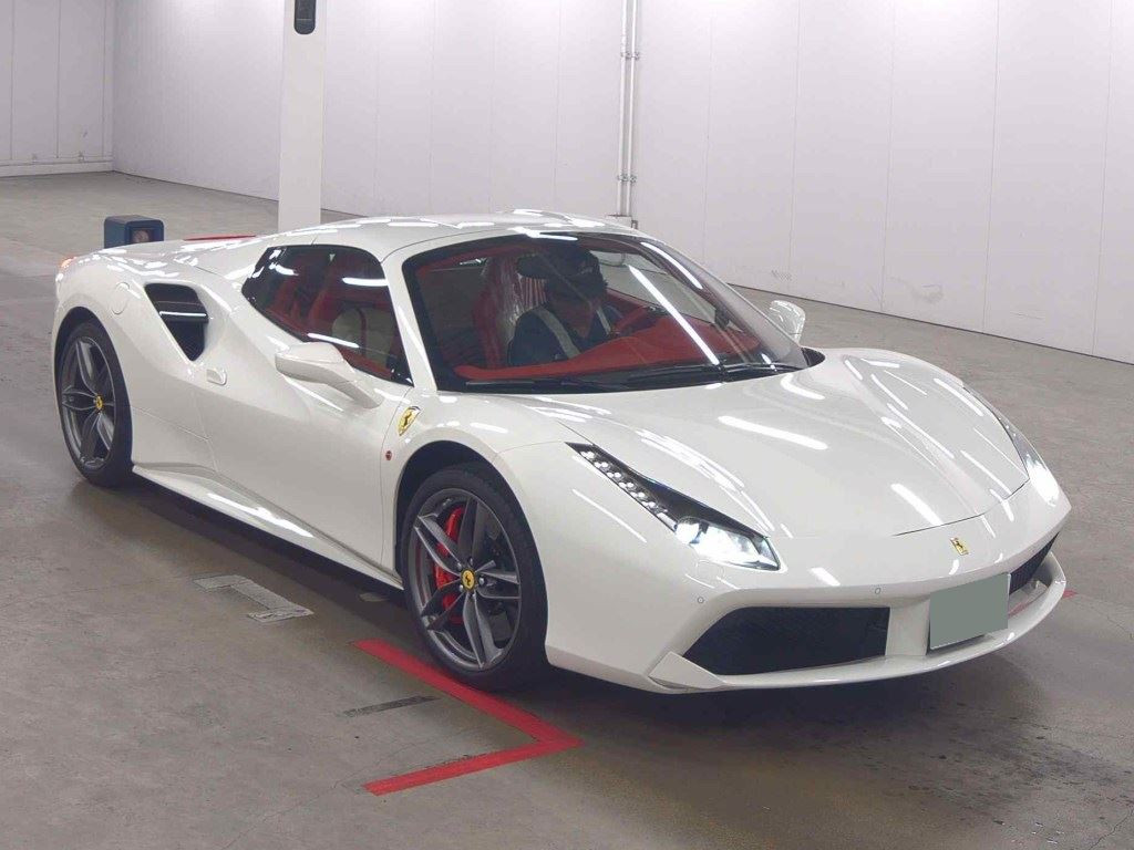 Ferrari 488 Spider 2016 z aukcji japońskiej
