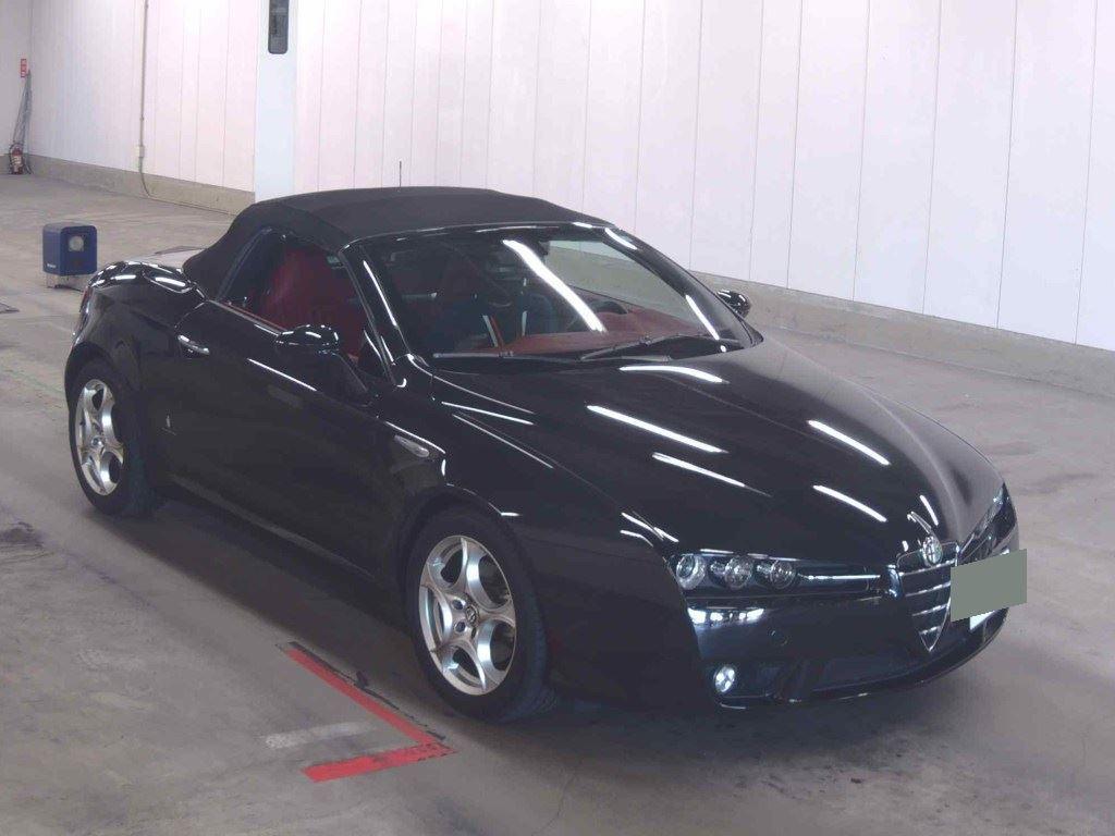 Alfa Romeo Alfa Spider 2007 z aukcji japońskiej