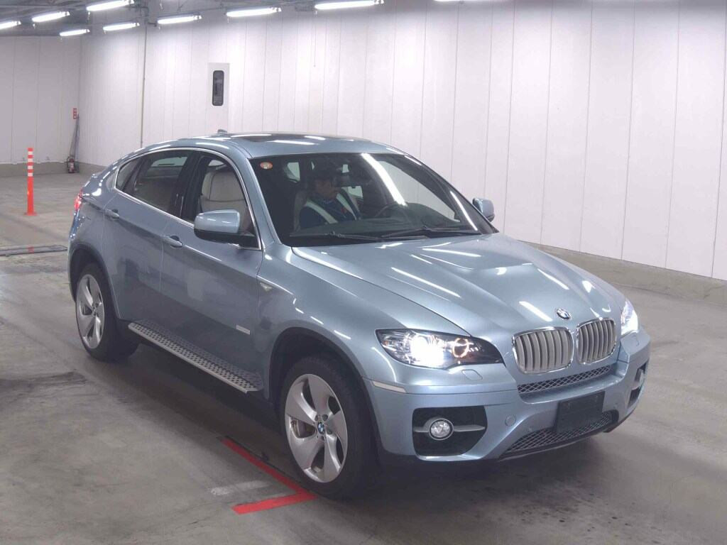 BMW X6 2010 z aukcji japońskiej