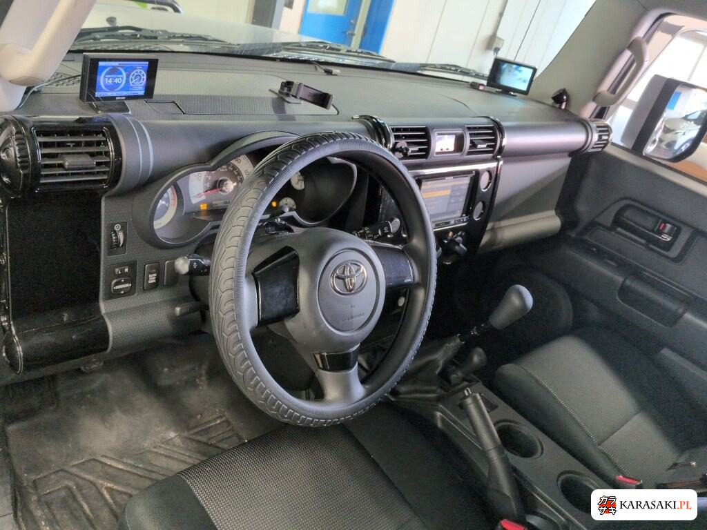 2009 America Toyota FJ Cruiser 4WD Base Grade 5