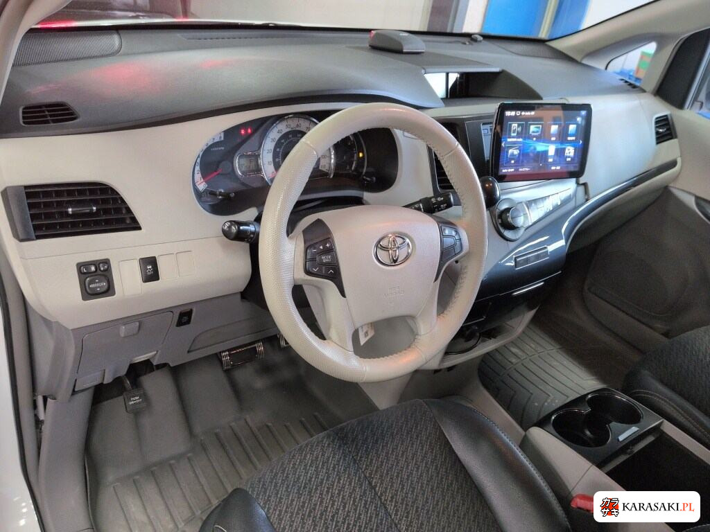 2011 America Toyota Sienna Se 5