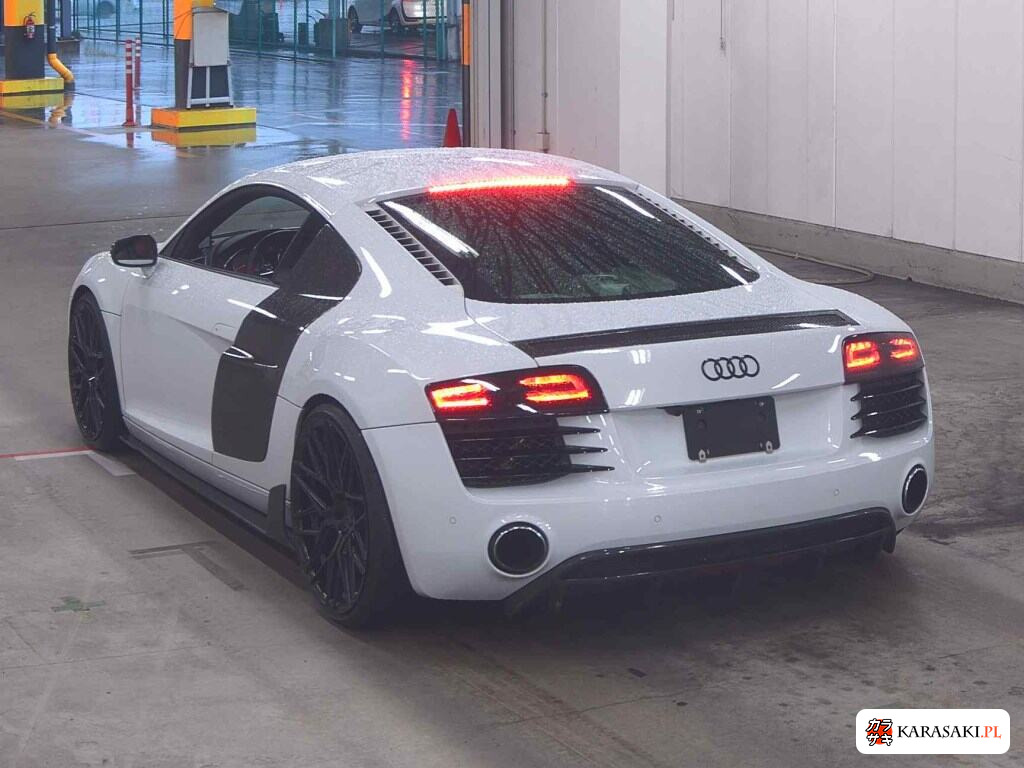 2013 Audi R8 4WD 4.2FSI Quattro 2