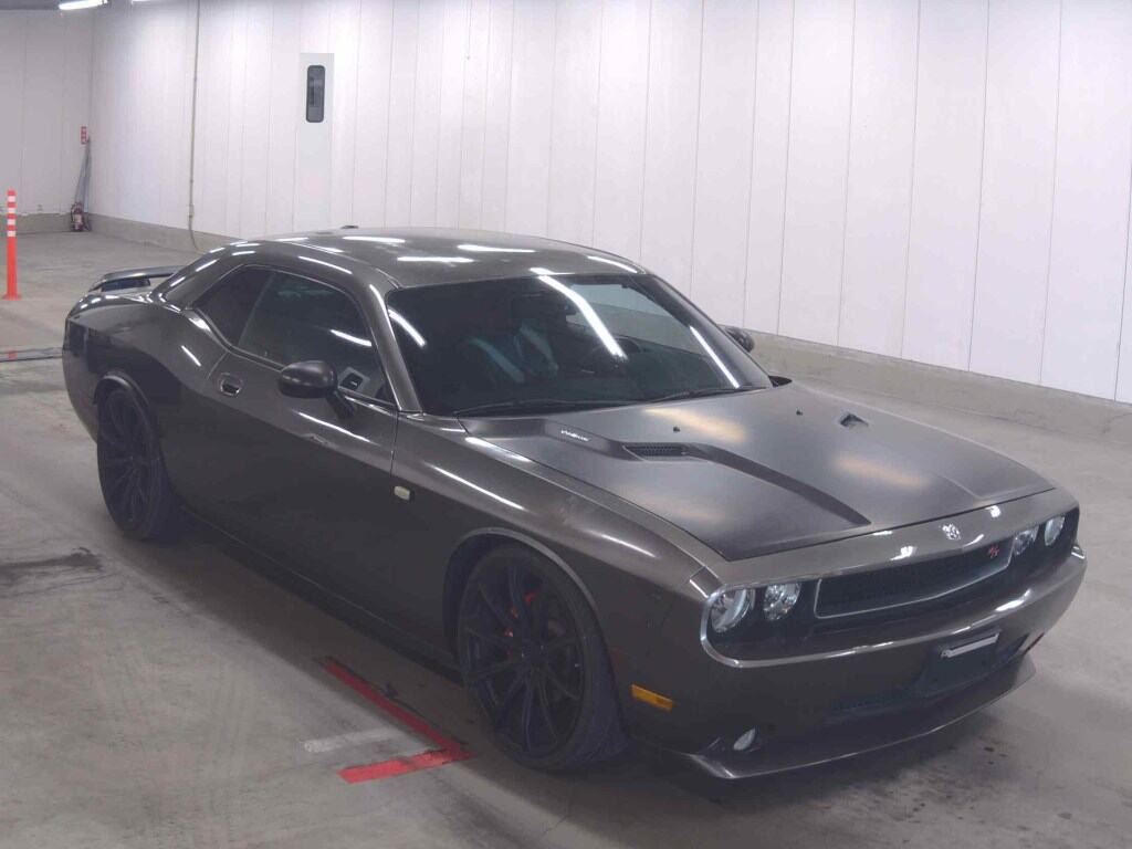 Dodge Challenger 2015 z aukcji japońskiej