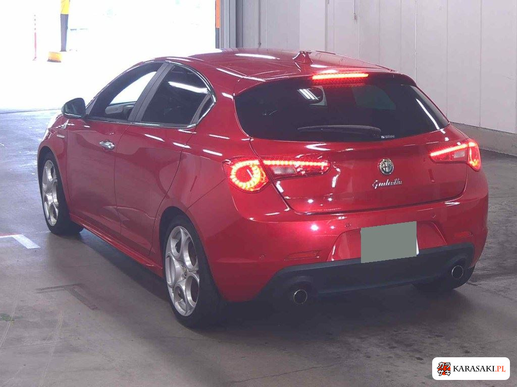 2012 Alfa Romeo Giulietta 5D Quadrifoglio Verde Alfie Stay 2