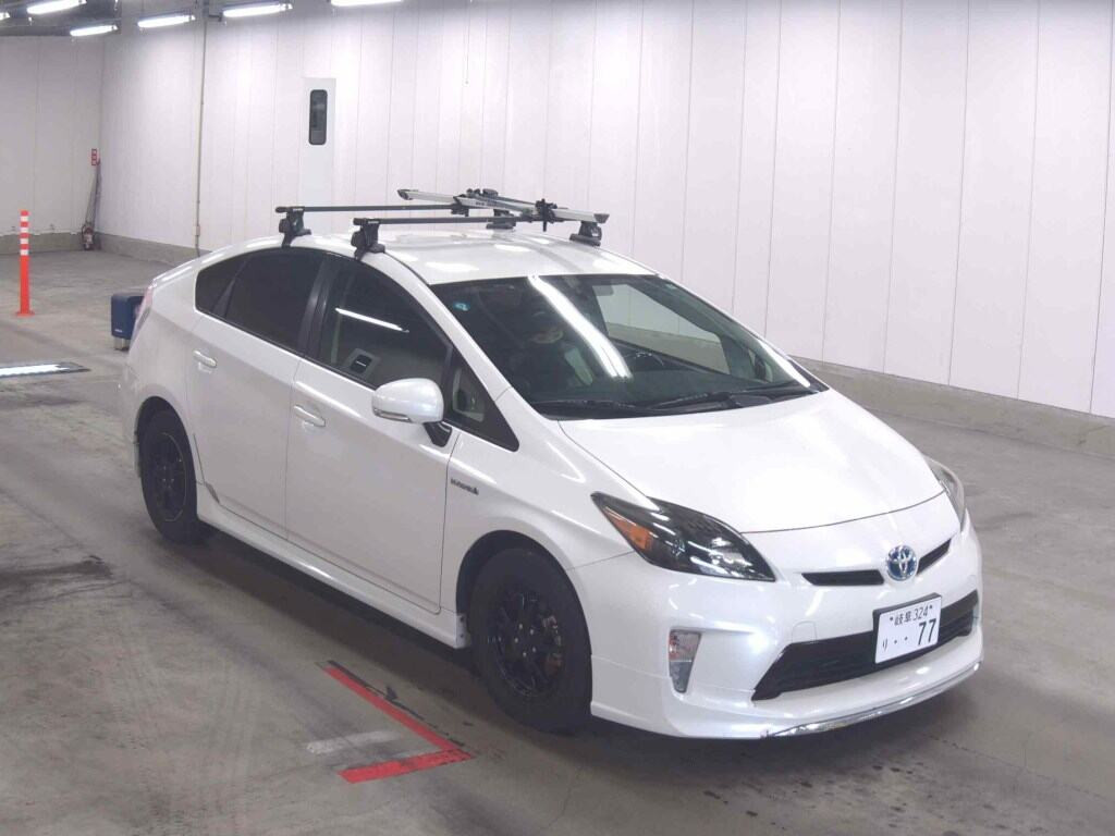 America Toyota Prius 2019 z aukcji japońskiej