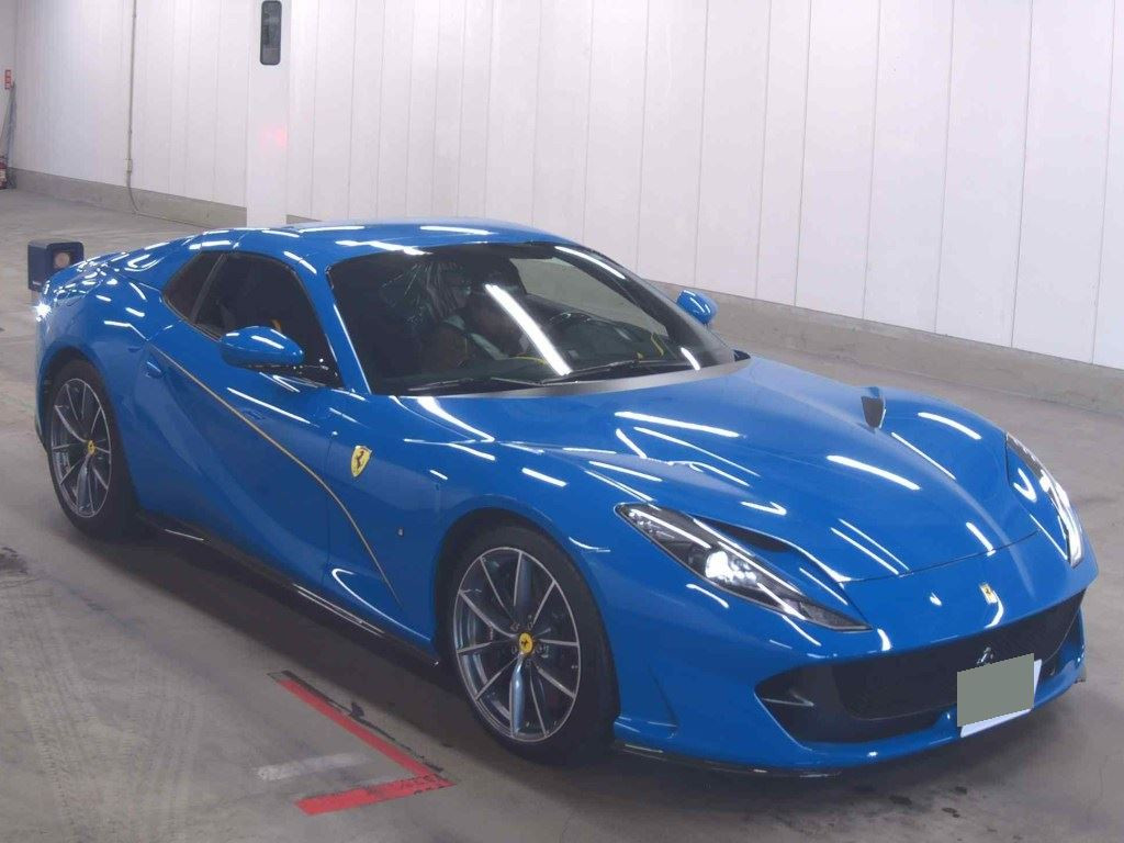 Ferrari 812 GTS 2022 z aukcji japońskiej