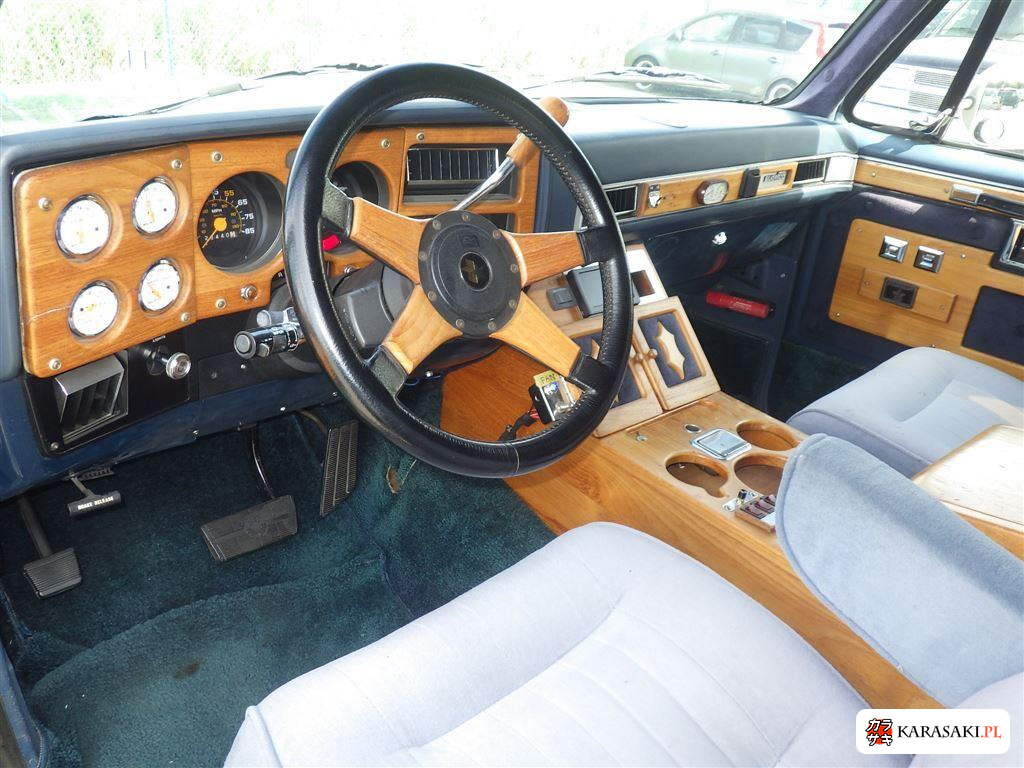 1987 Chevrolet Suburban 4WD 5