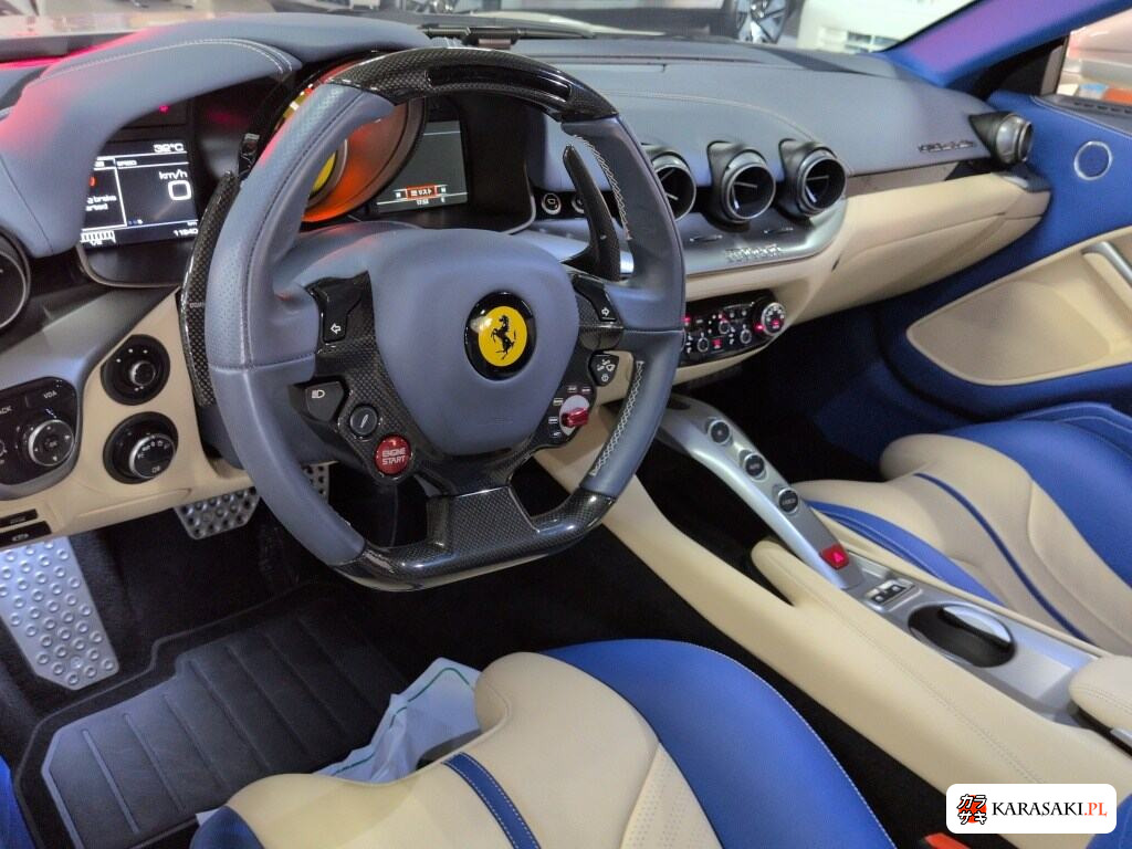 2016 Ferrari F12 Berlinetta Base Grade 5