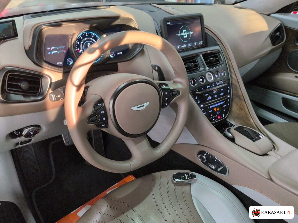 2018 Aston Martin DB11 V12 5