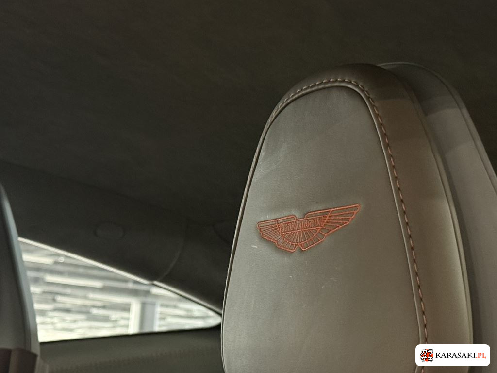 2018 Aston Martin DB11 V12 14