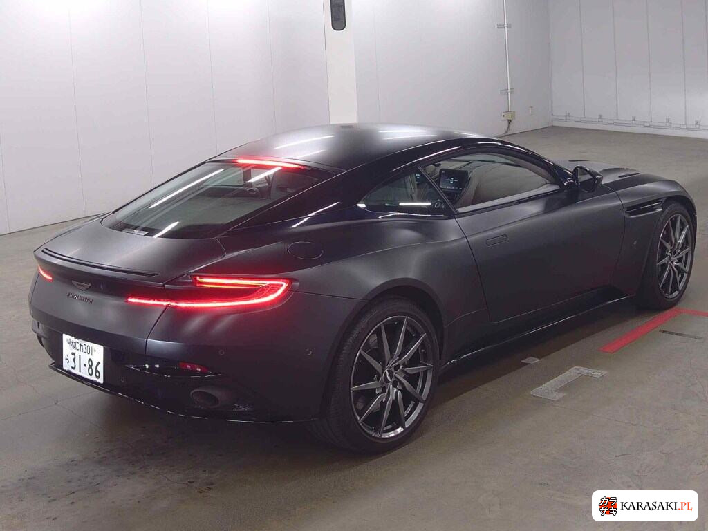 2018 Aston Martin DB11 V12 4