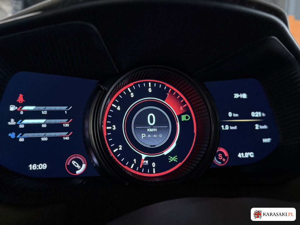 2018 Aston Martin DB11 V12 12