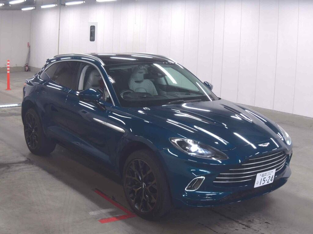 Aston Martin DBX 2021 z aukcji japońskiej