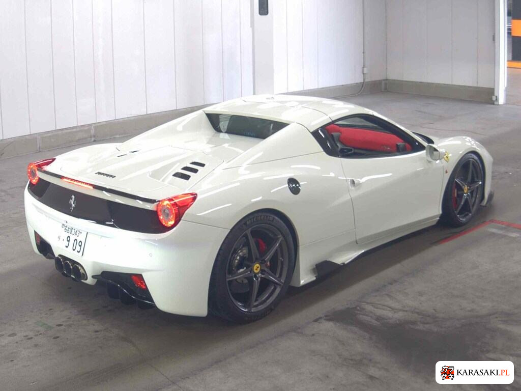 2013 Ferrari 458 Spider Base Grade 4
