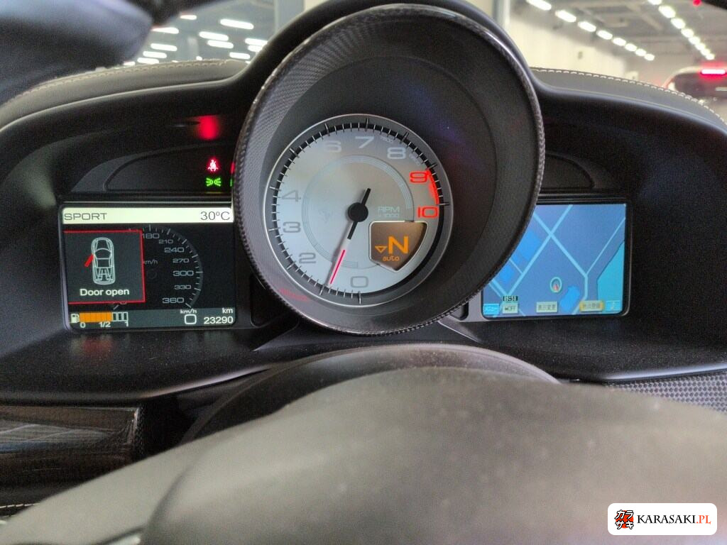 2013 Ferrari 458 Spider Base Grade 6