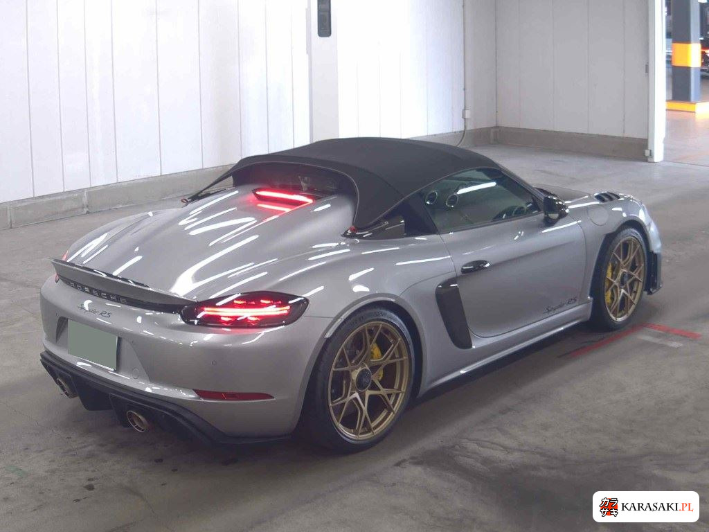2025 Porsche 718 Spyder 4
