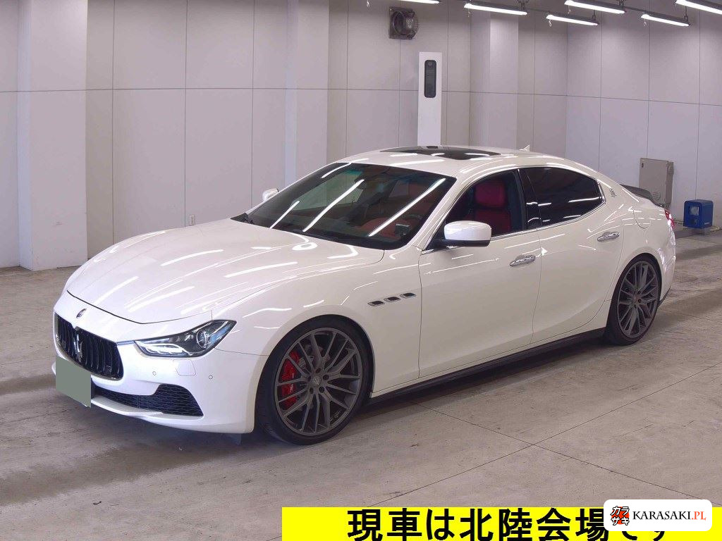 2014 Maserati Ghibli 4D 3