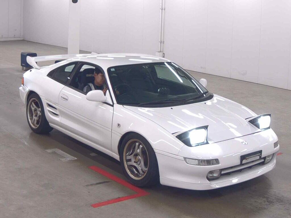 Toyota MR2 1999 z aukcji japońskiej