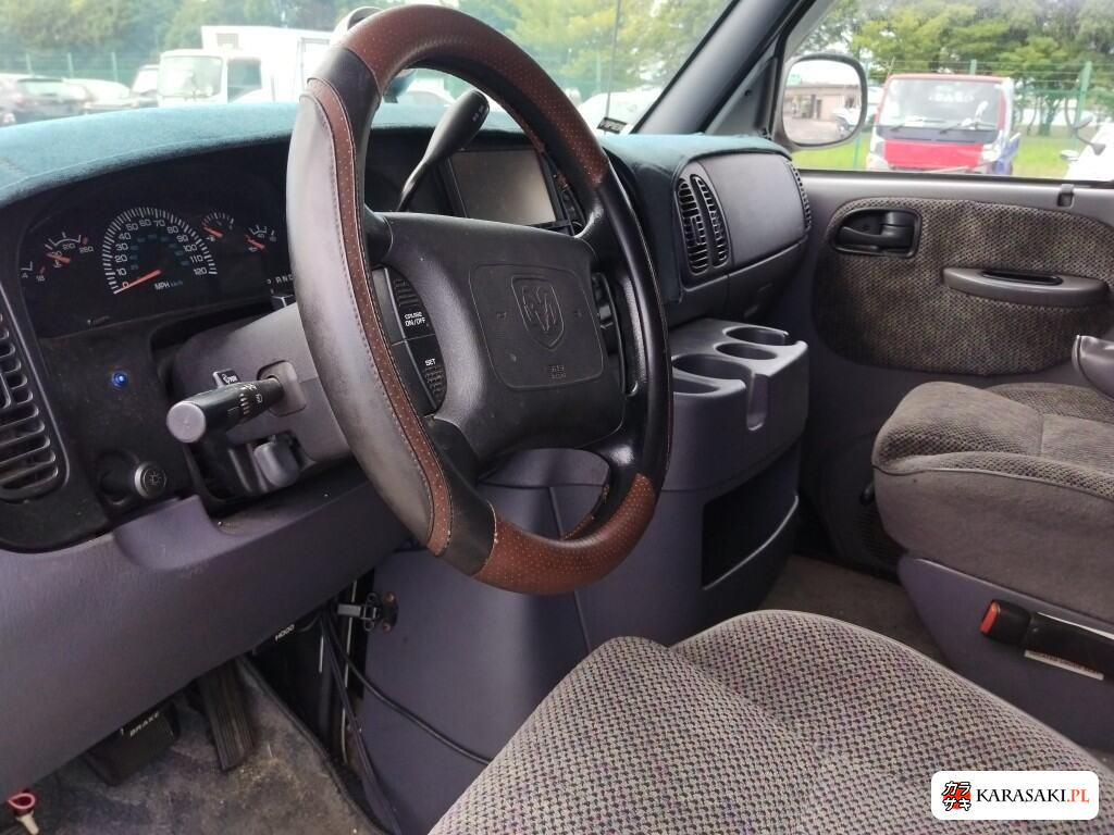 2004 Dodge Ram 4D 5