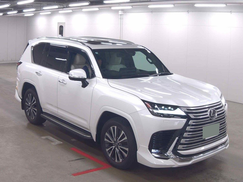 Lexus LX 2025 z aukcji japońskiej