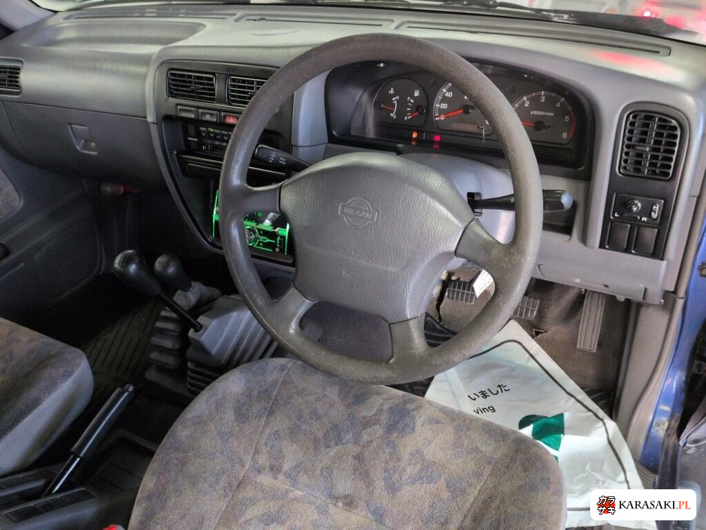 1998 Nissan LRMD22 6