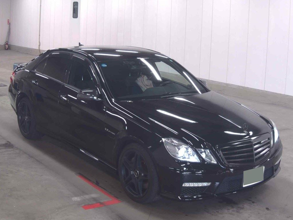 Mercedes-AMG E-Class 2012 z aukcji japońskiej