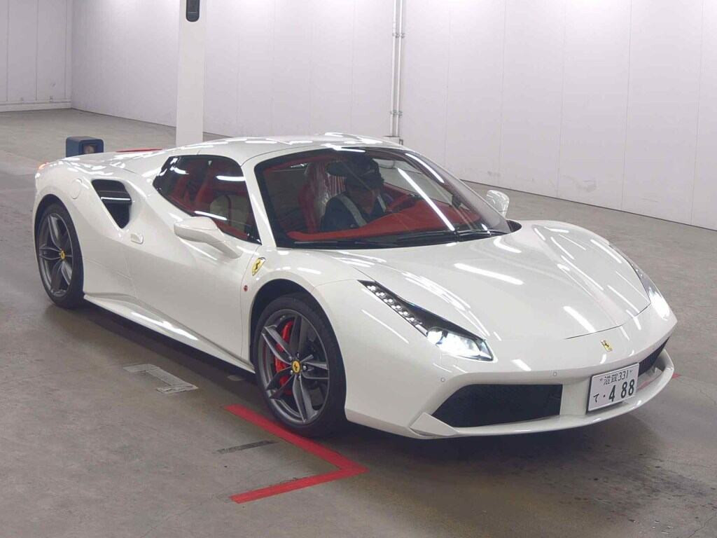 Ferrari 488 Spider 2016 z aukcji japońskiej