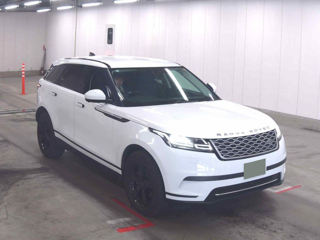 Land Rover Range Rover Velar 2017 z aukcji japońskiej