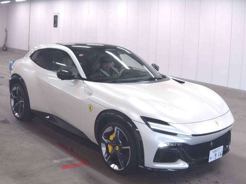Ferrari Purosangue 2024 z aukcji japońskiej