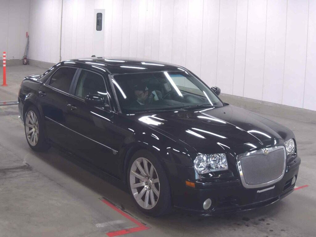 Chrysler 300C 2013 z aukcji japońskiej