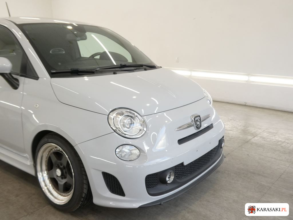 2015 Abarth 500 Base Grade 9