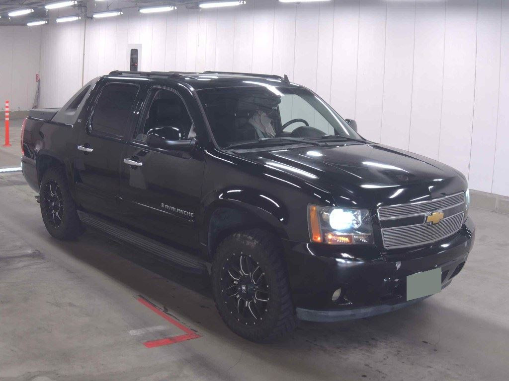 Chevrolet Avalanche 2013 z aukcji japońskiej