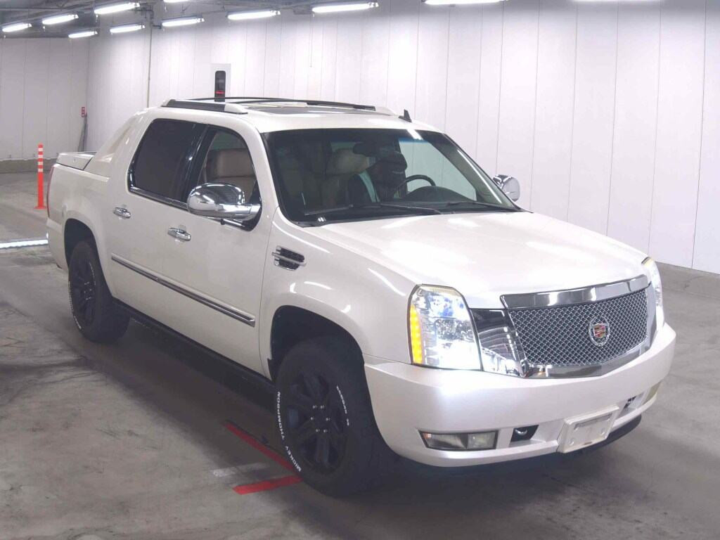 Cadillac Escalade Ext 2012 z aukcji japońskiej
