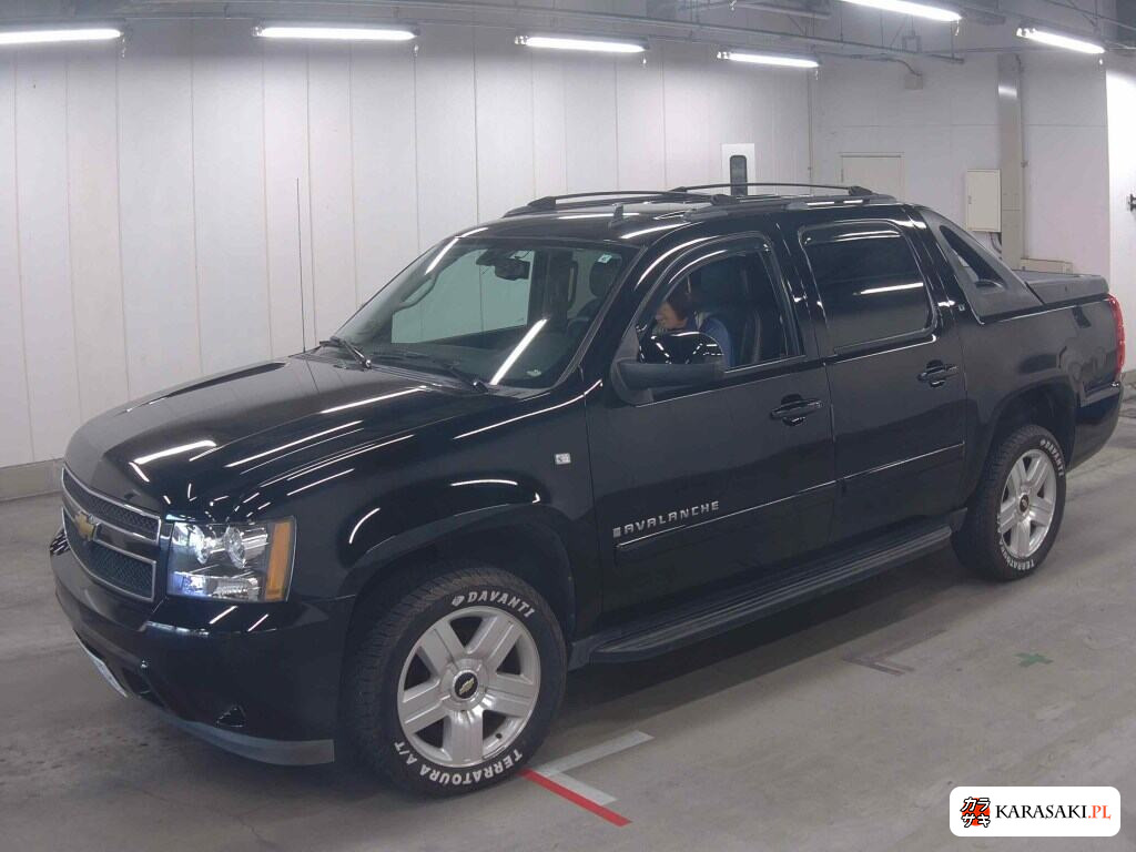 2009 Chevrolet Avalanche 4D 3
