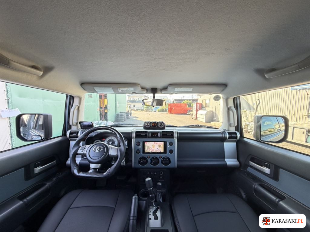 2013 America Toyota FJ Cruiser 4WD 12